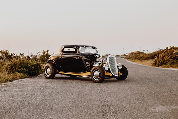 Vintage Car Hire | Adding Timeless Elegance to Your Special Occasion